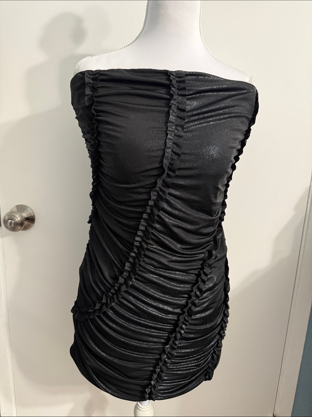 Strapless Black Ruched Bodycon Dress